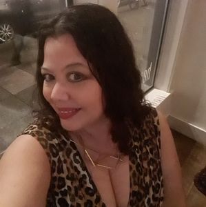 Meet your Posher, Carla